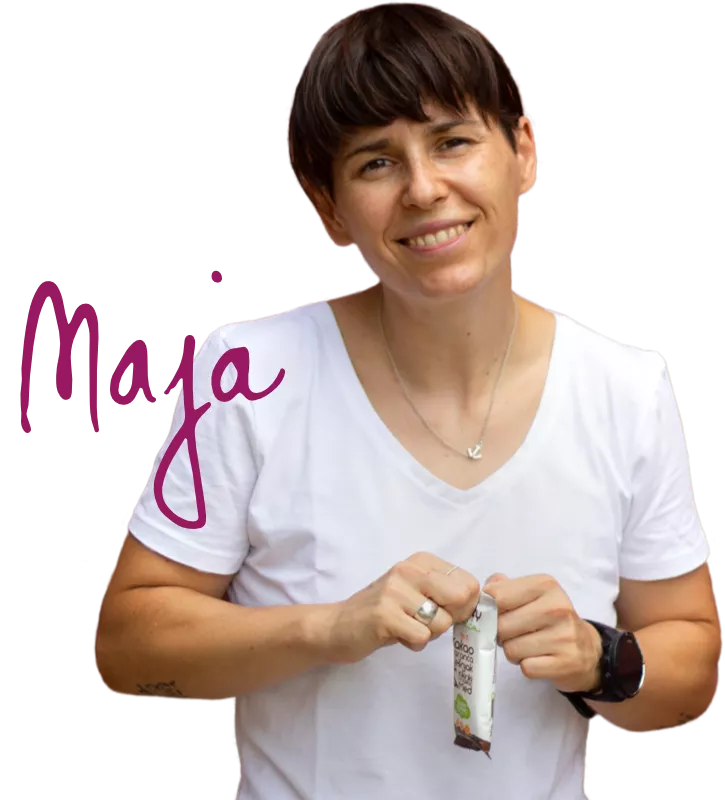 Photo of Maja with signature